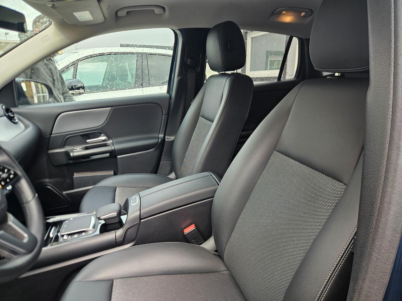 Mercedes-benz GLA 200 Automatic Executive