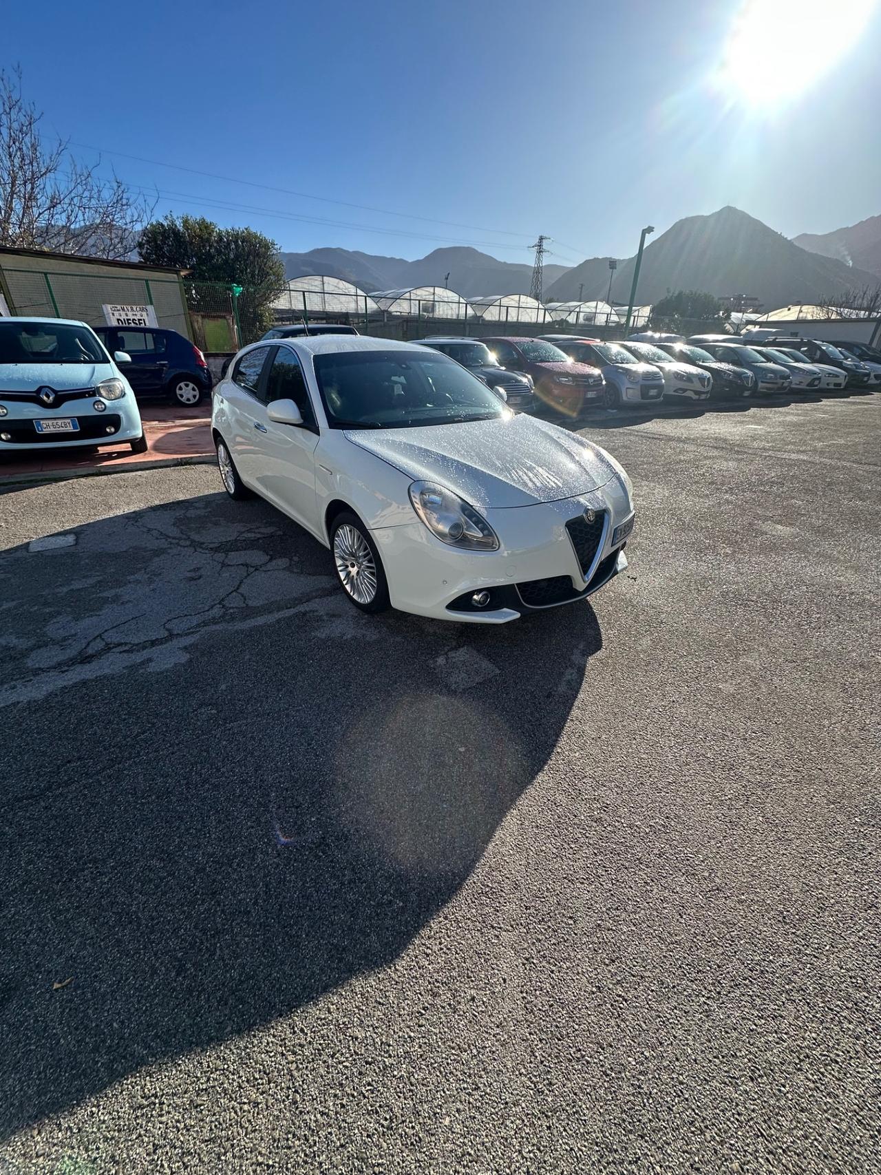 Alfa Romeo Giulietta 1.6 JTDm-2 105 CV Exclusive