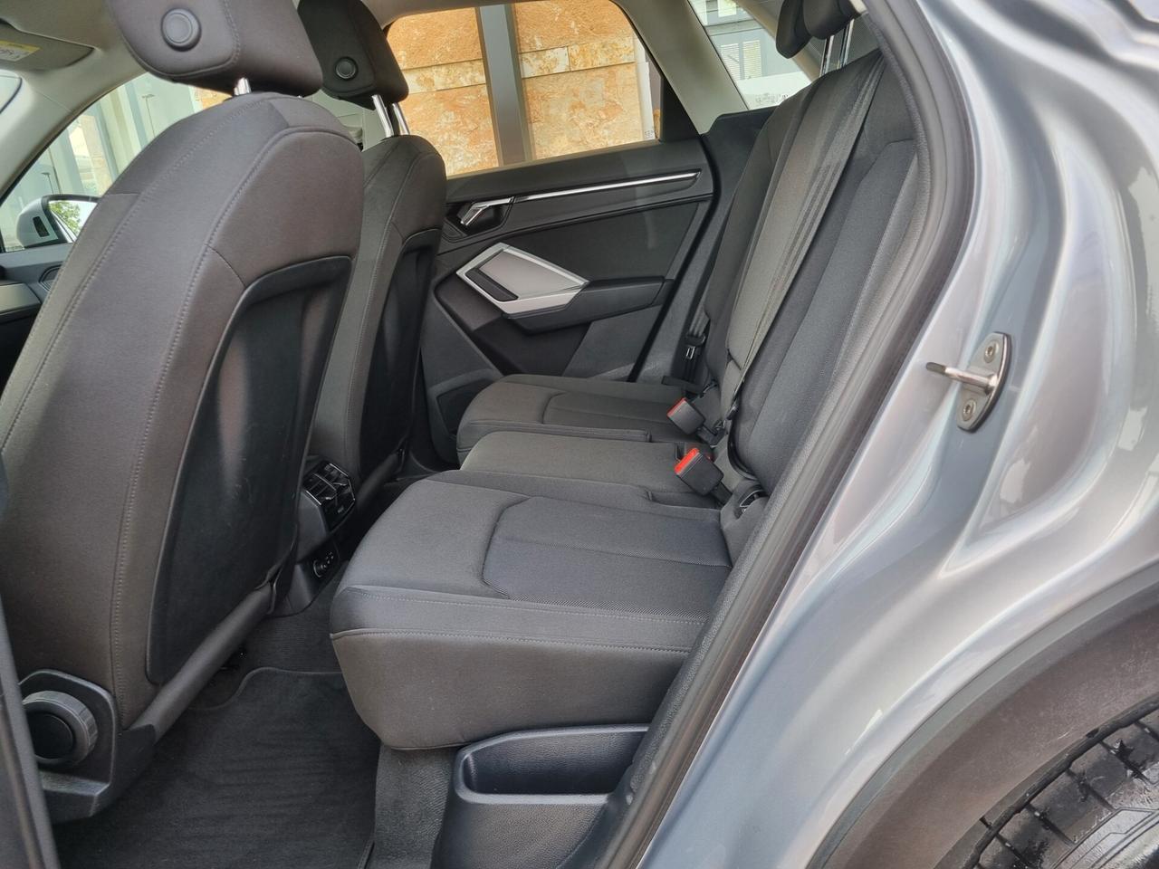 Audi Q3 II 35 2.0 tdi s-tronic