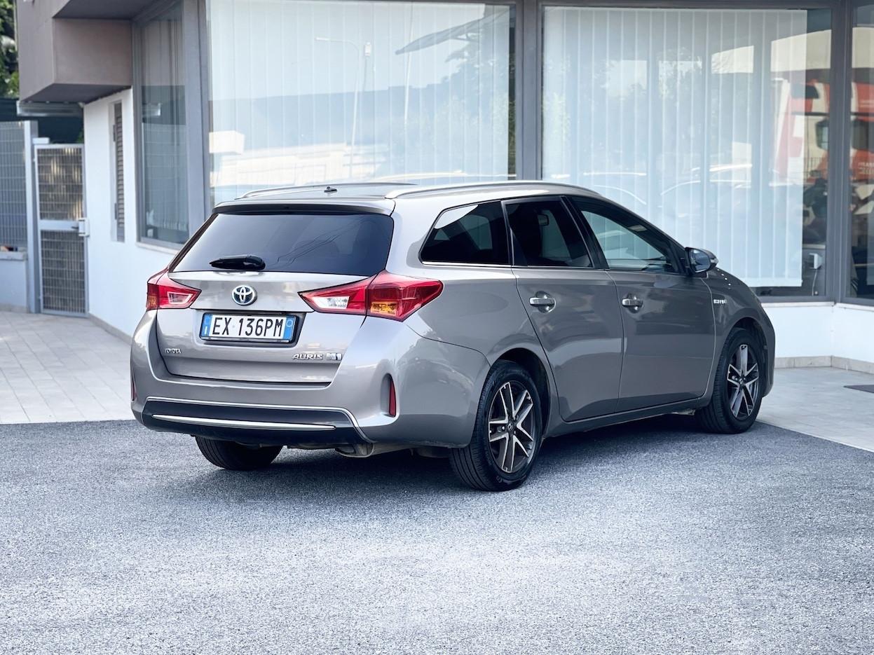 Toyota Auris 1.8 Hybrid 99CV E5 Automatica - 2014