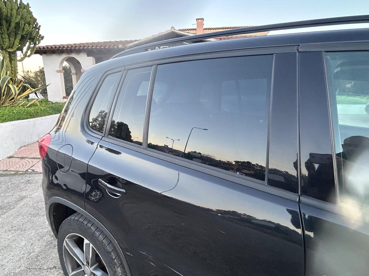 Volkswagen Tiguan 2.0 TDI 110 CV Cross BlueMotion Technology