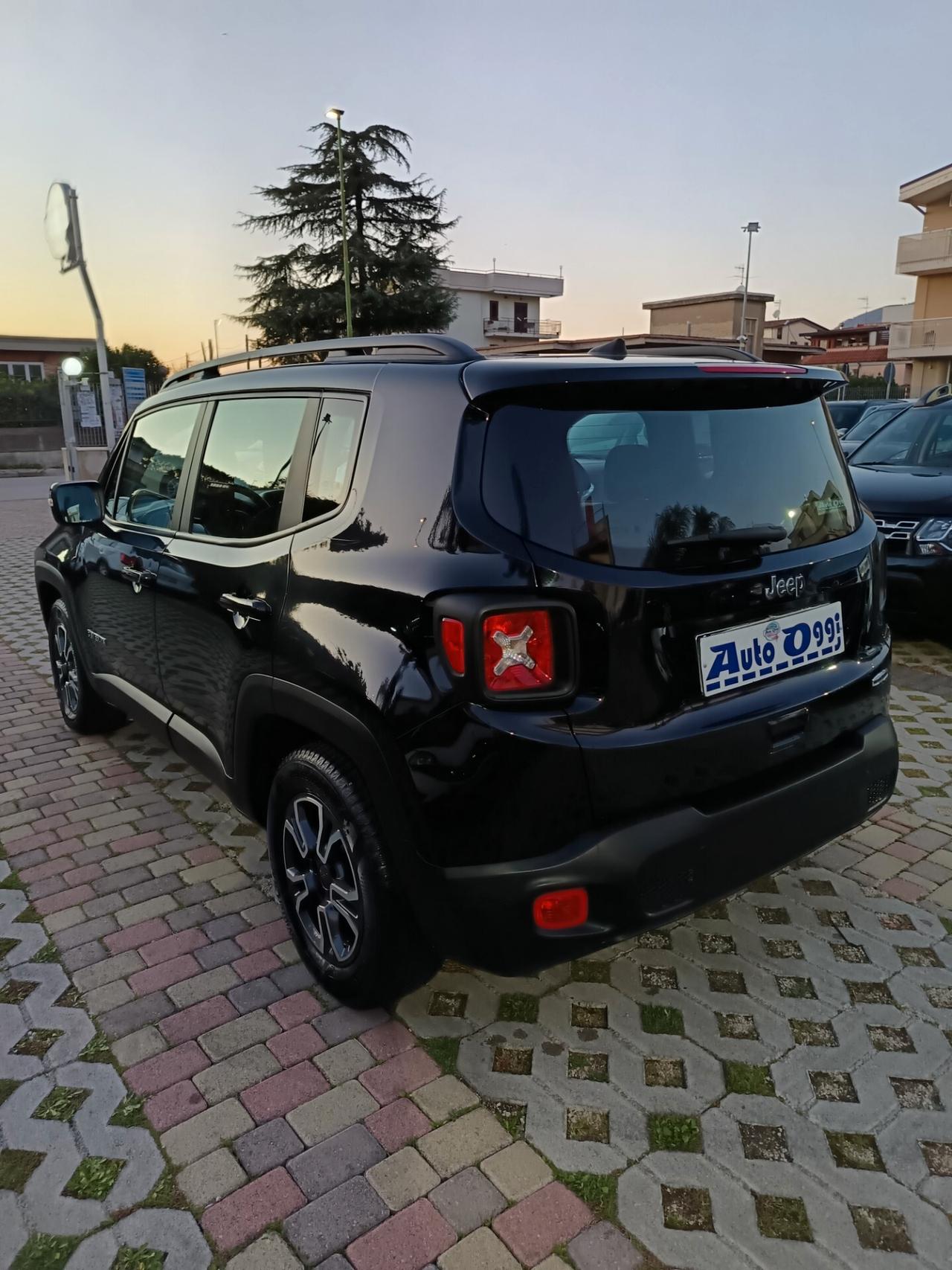 Jeep Renegade 1.6 Mjt DDCT 120 CV Business