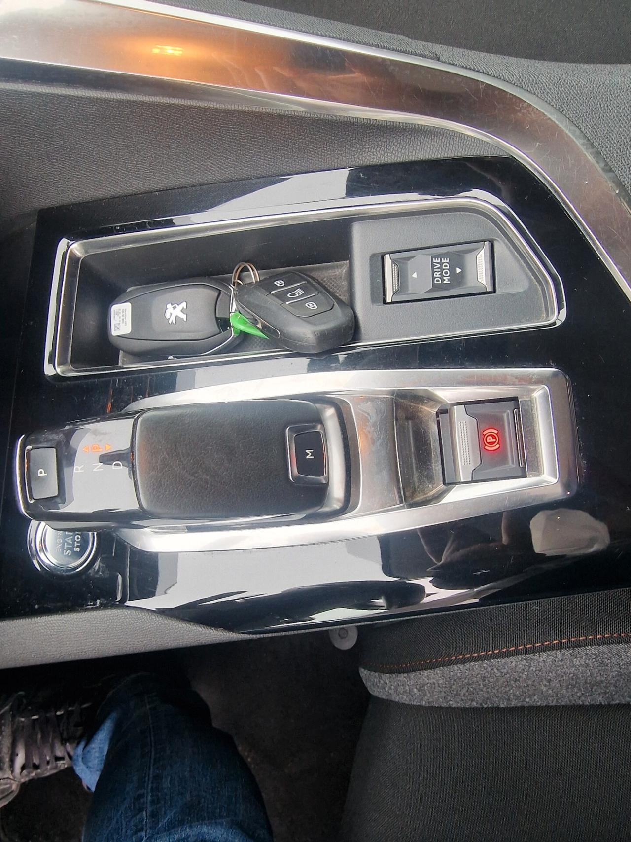 Peugeot 3008 BlueHDi 130 S&S Active Business