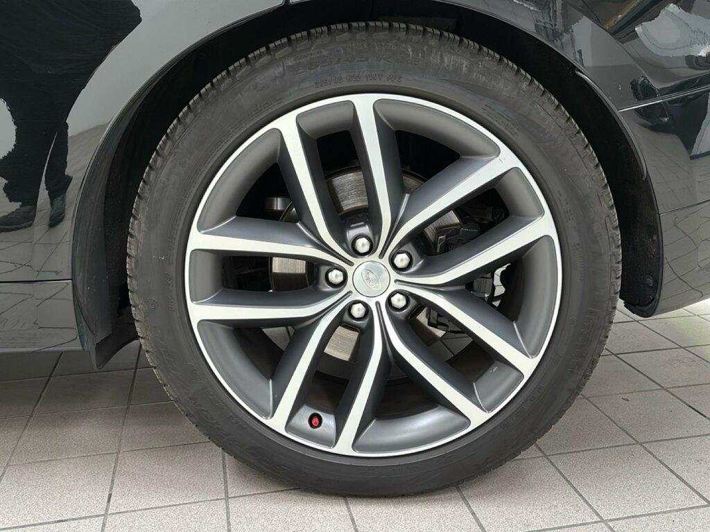 Land Rover Range Rover Sport 3.0 D I6 MHEV Dynamic HSE AWD Auto