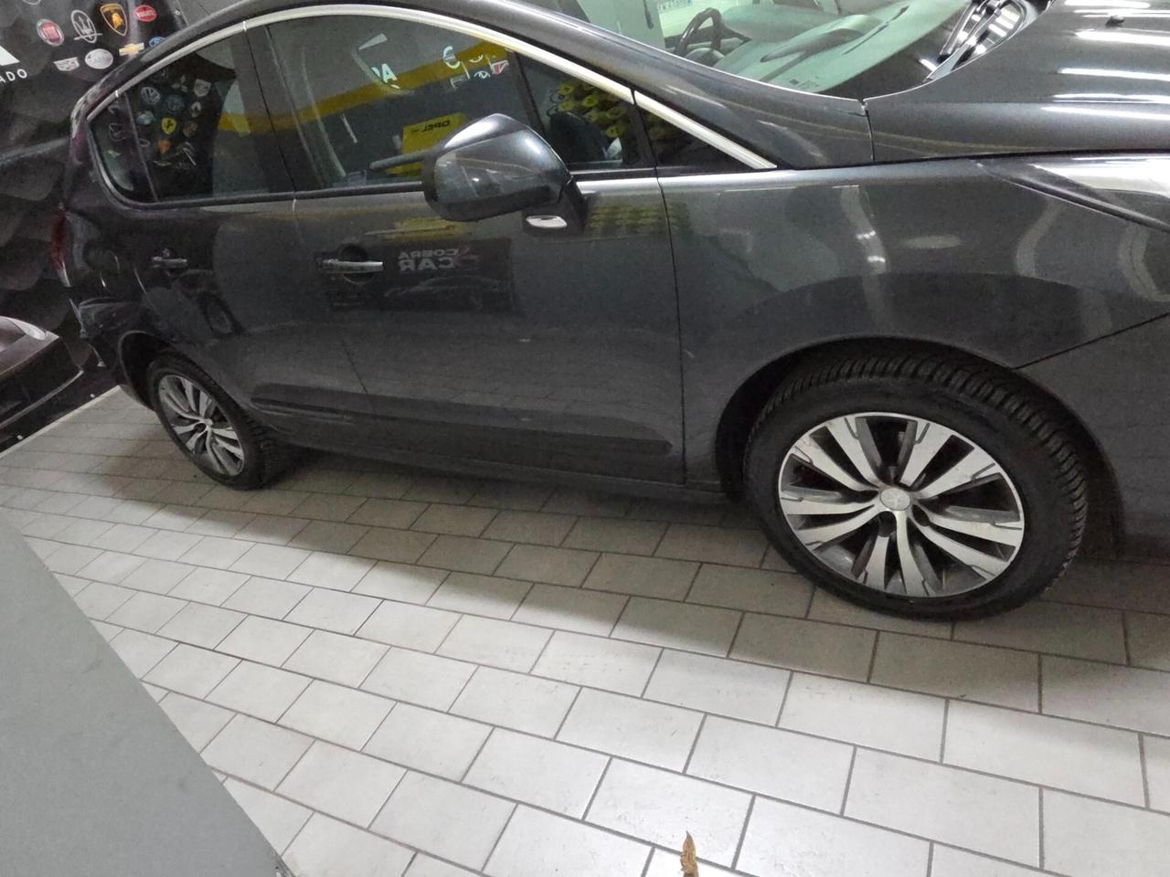 Peugeot 3008 BlueHDi 120 S&S Business