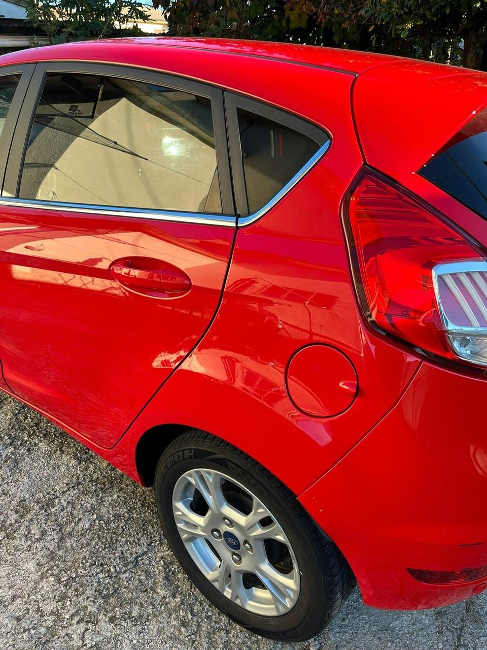 Ford Fiesta Plus 1.5 TDCi 75CV 5 porte