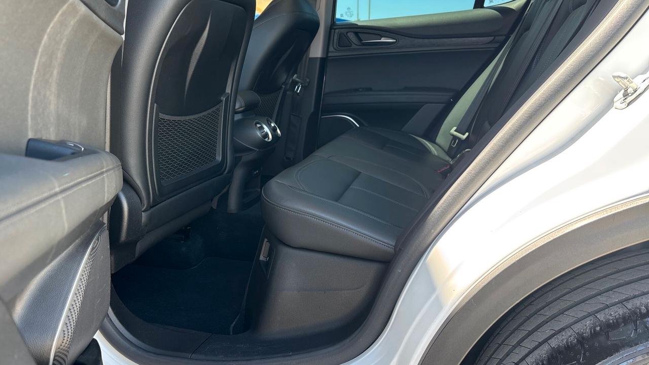 Alfa Romeo Stelvio 2.2 Turbodiesel 190 CV AT8 RWD Executive