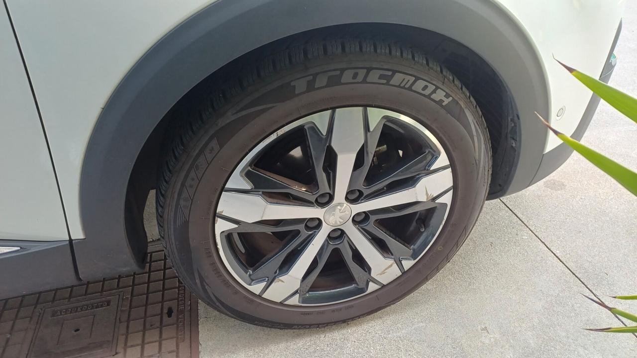 Peugeot 3008 BlueHDi 120 S&S EAT6 GT Line tetto+pello