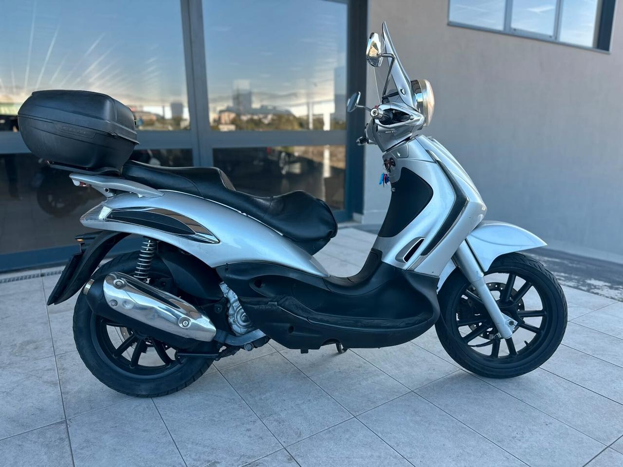 Piaggio Beverly 250