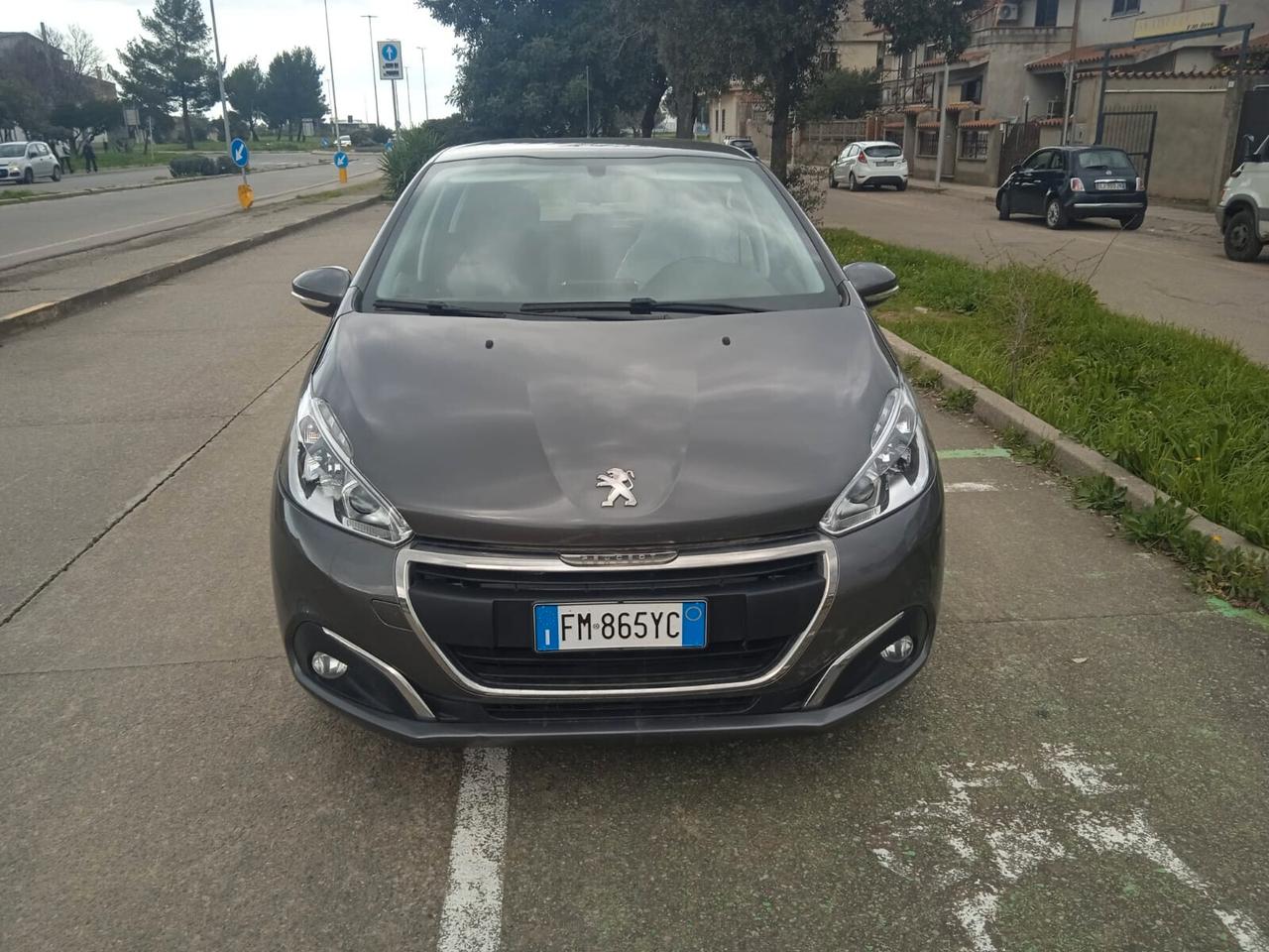 Peugeot 208 PureTech Allure SOLO 38000 KM