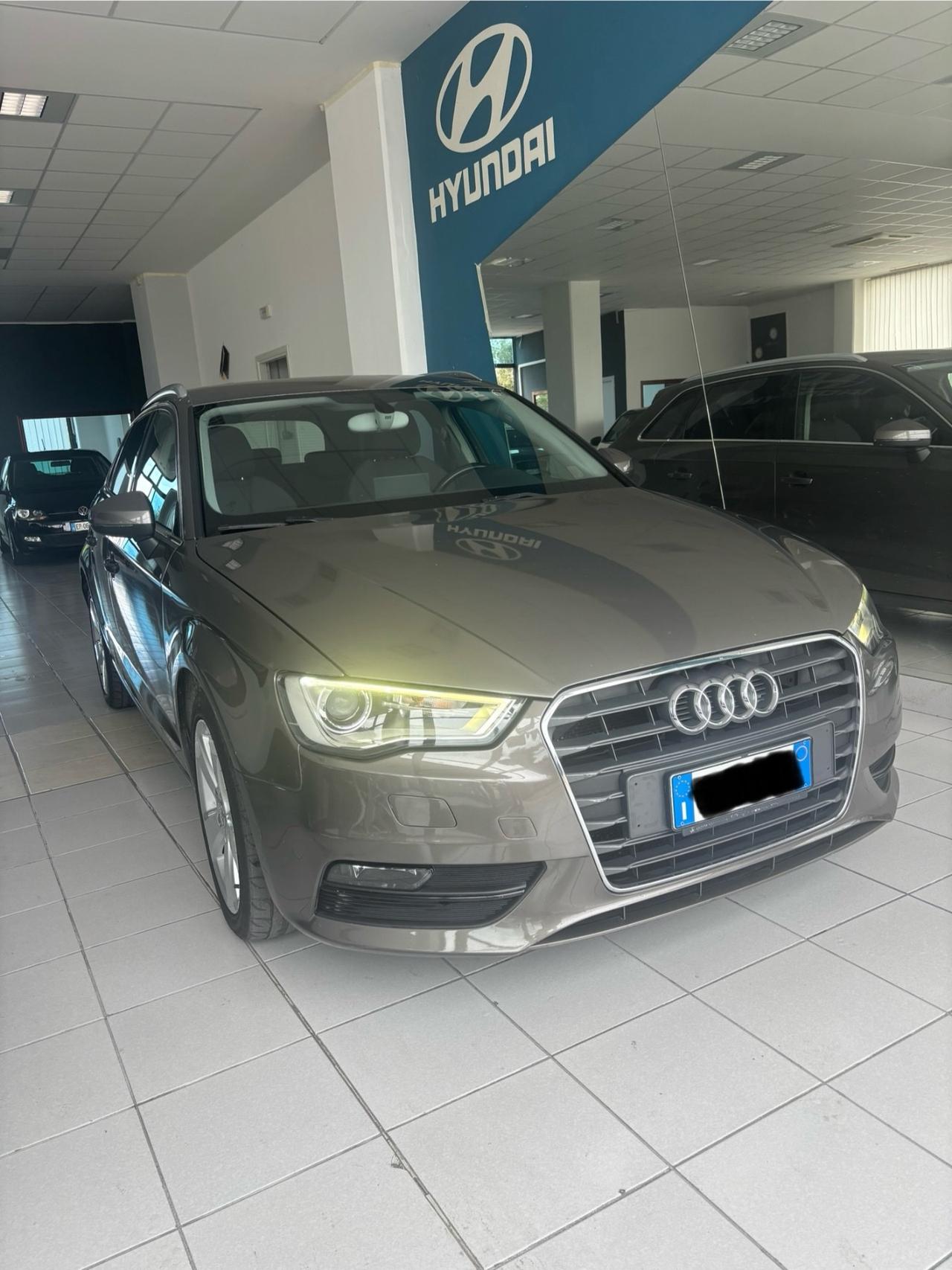 Audi A3 SPB 1.4 TFSI S tronic g-tron Ambition
