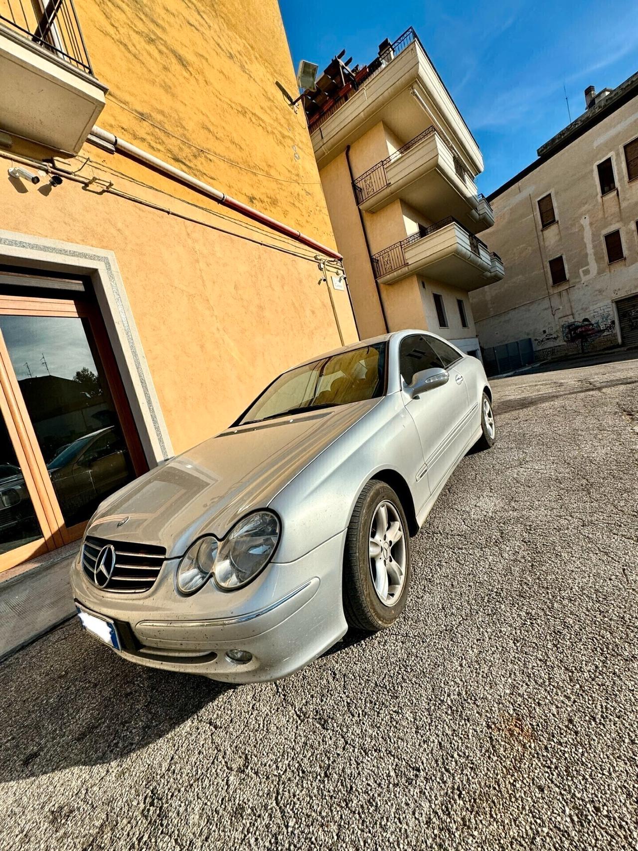 Mercedes-benz CLK 270 CDI cat Elegance