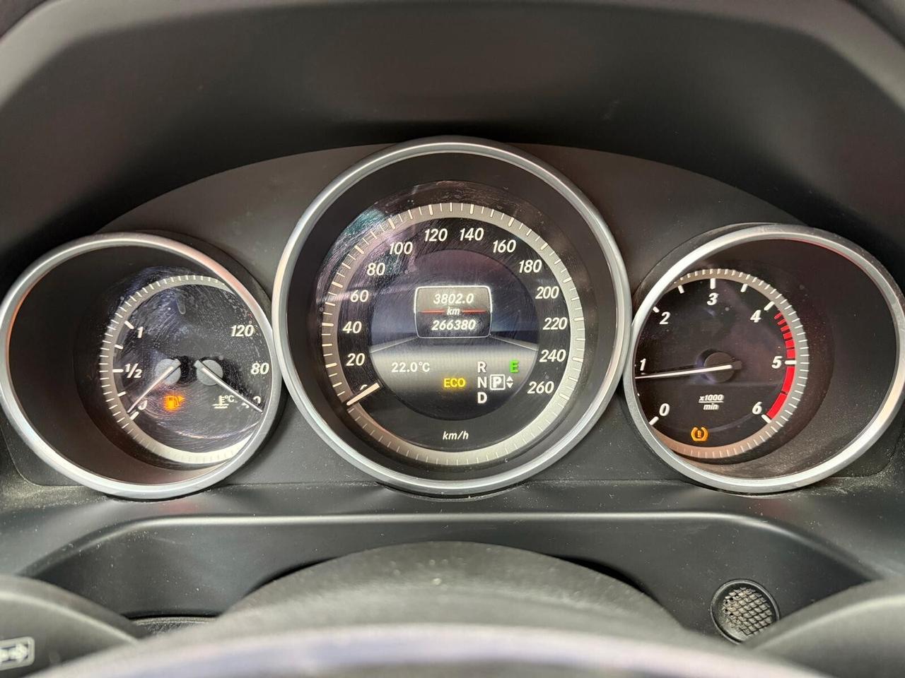 Mercedes-benz E 200 BlueTEC S.W. Automatic Premium (396)