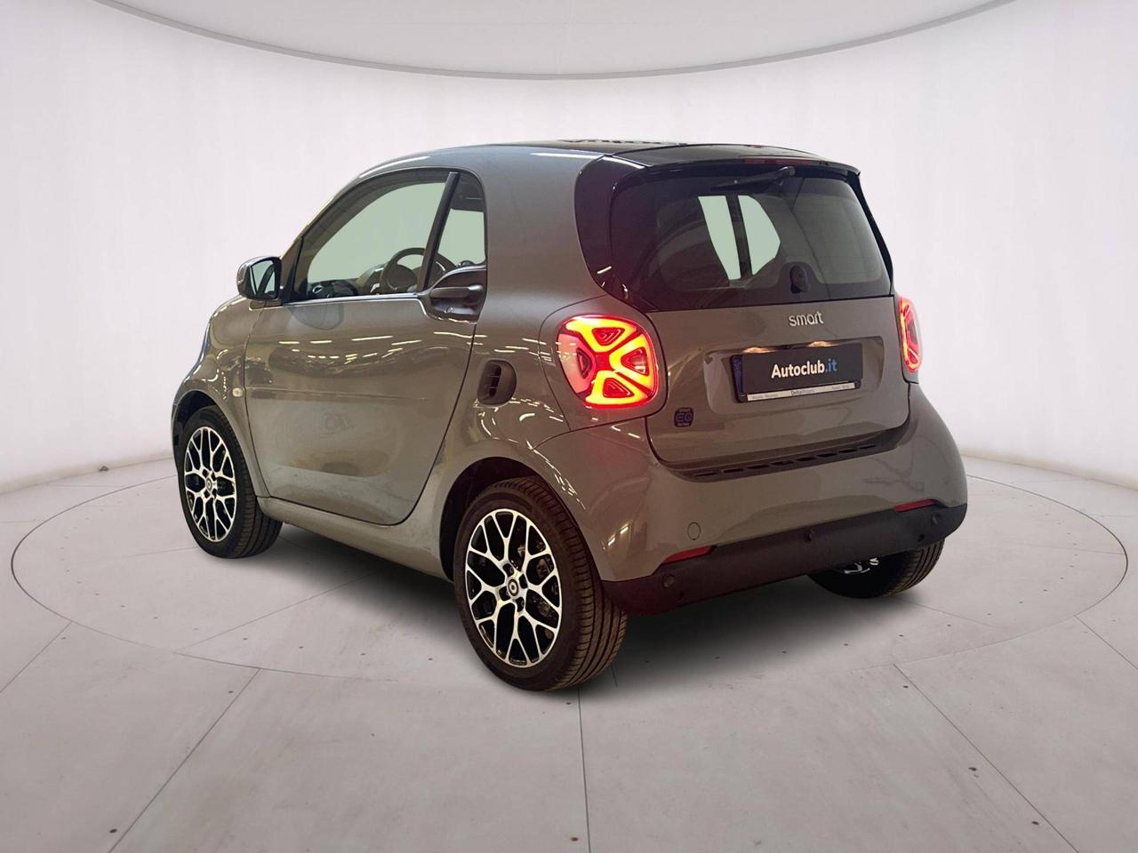 Smart Fortwo eq racingrey 4,6kW