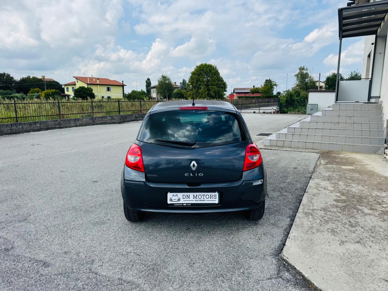 Renault Clio le iene 2008 1.2 benzina gpl 220.000km neo