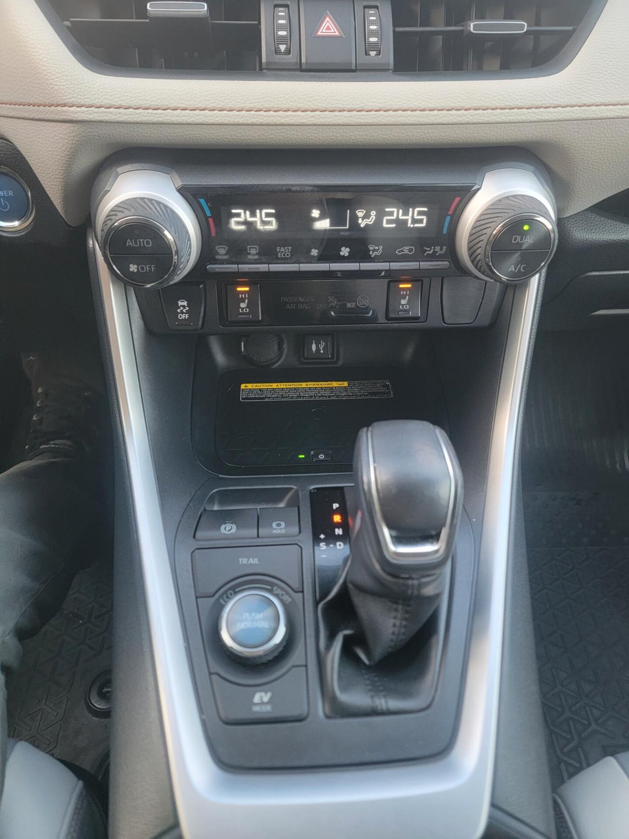 Toyota RAV 4 RAV4 2.5 HV (222CV) E-CVT AWD-i Lounge GARANZIA