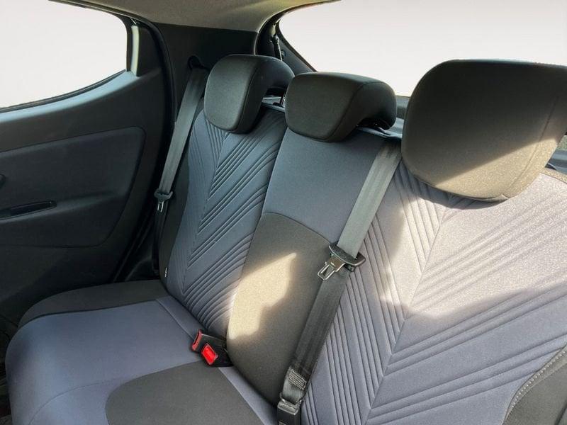 Lancia Ypsilon 3ª serie 1.0 FireFly 5 porte S&S Hybrid Ecochic Gold