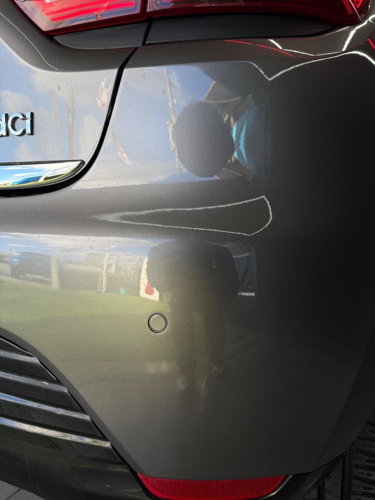 Renault Clio 1.5 dCi 75CV Costume National 2014