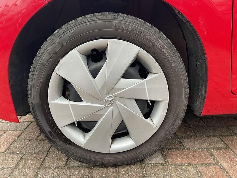 Toyota Aygo 5p 1.0 x-play my15