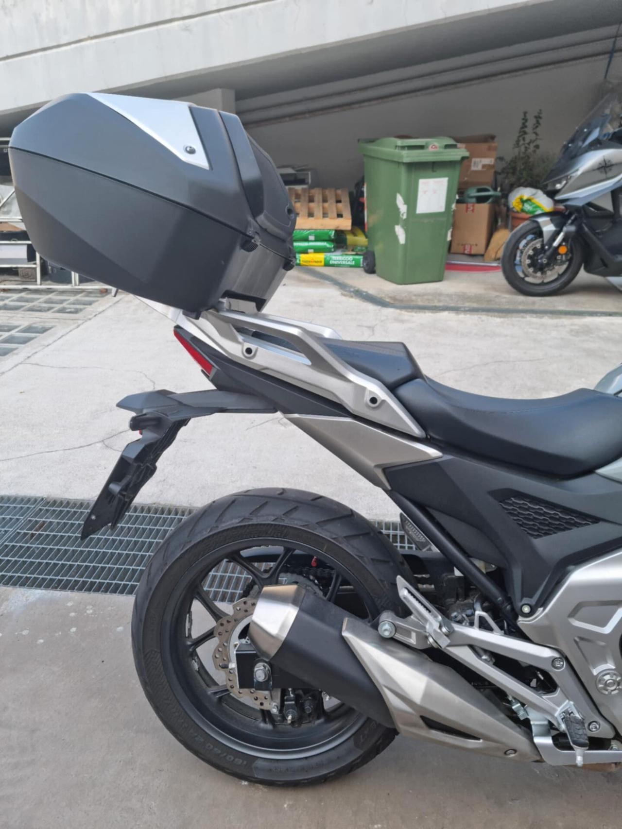 HONDA NC 750 X DCT URBAN - 2024 - 5000 KM