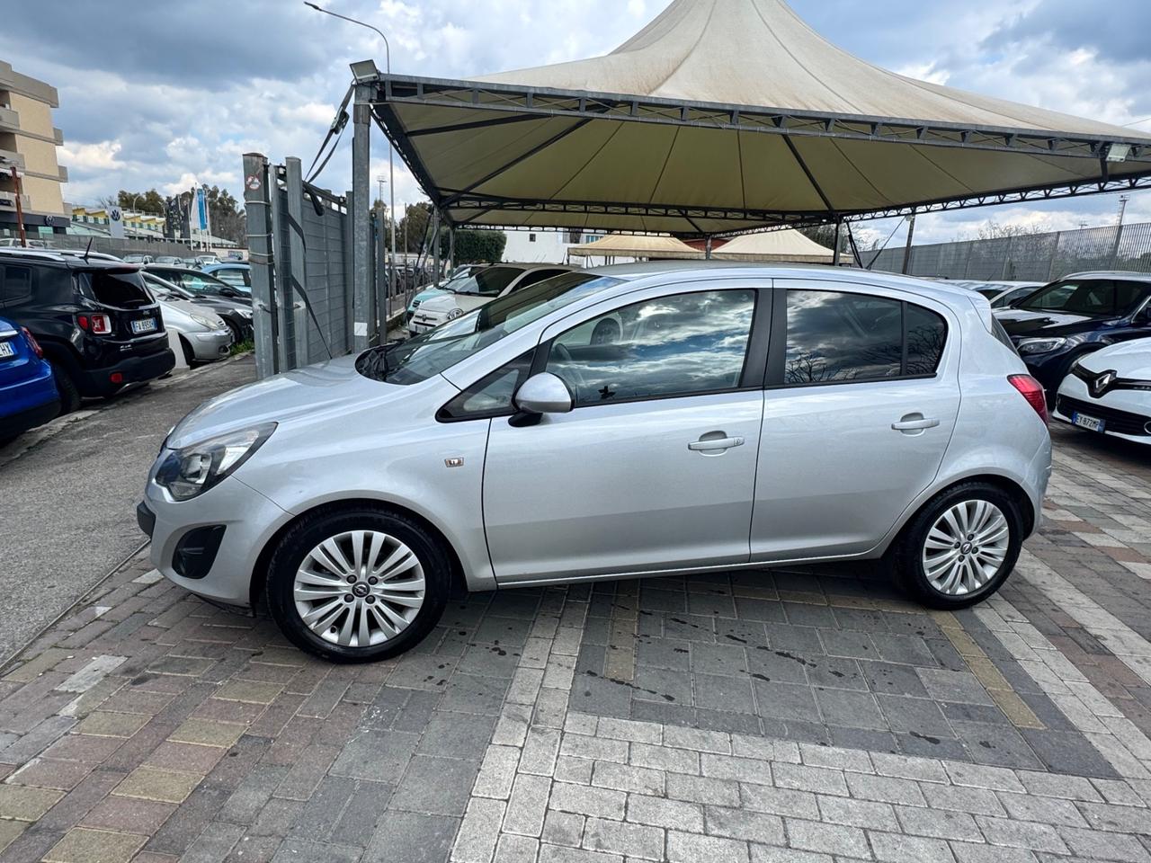 Opel Corsa 1.2 85CV 5 porte GPL-TECH Edition