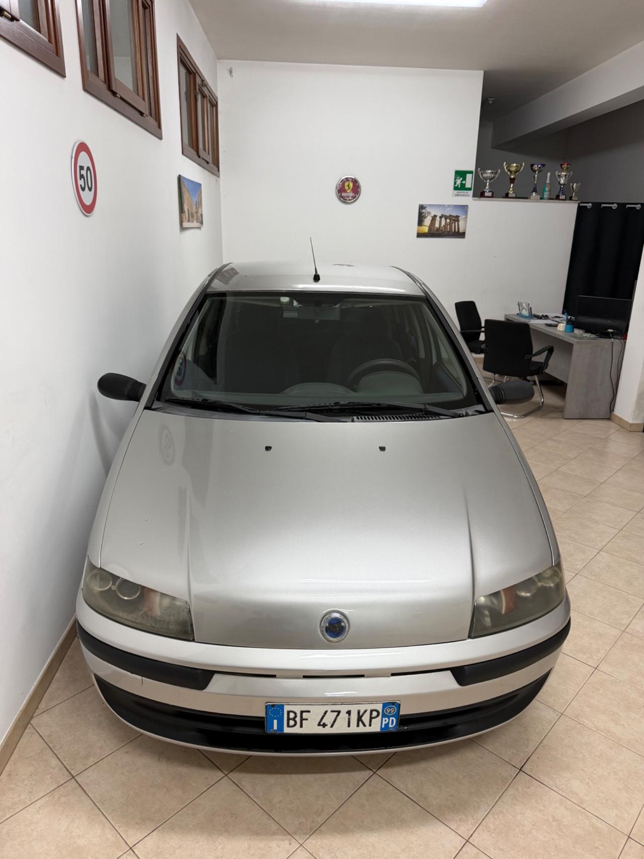Fiat Punto 1.9 JTD 5 porte HLX