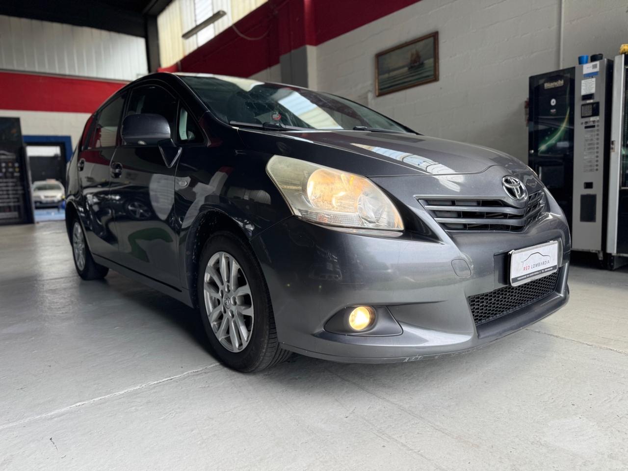 Toyota Verso 2.0 D Sol