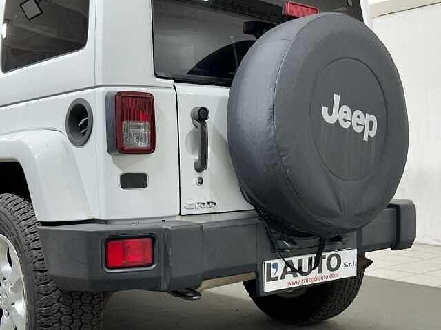 Jeep Wrangler Unlimited 2.8 CRD DPF Sahara