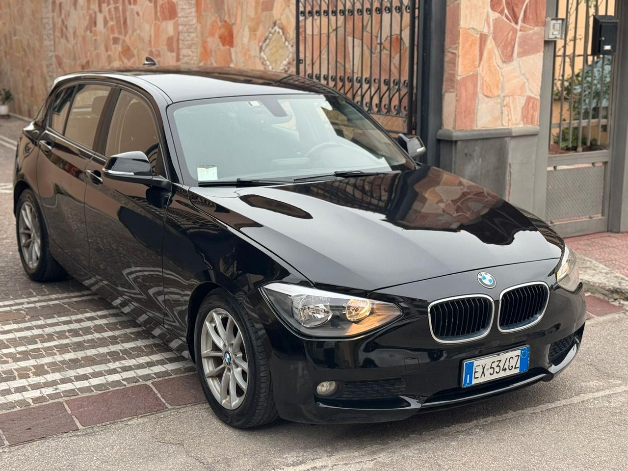 Bmw 116d 5p. Efficient Dynamics Urban