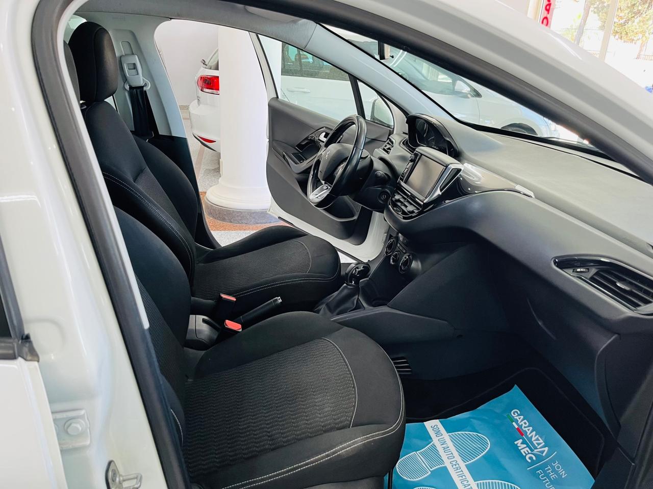 Peugeot 208 BlueHDi 75 5 porte Allure anno 2017