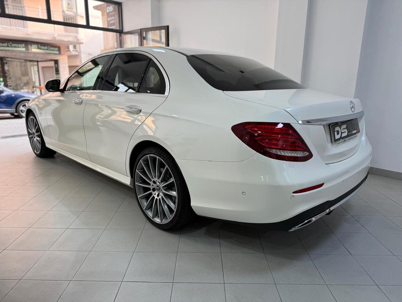MERCEDES- BENZ KLASSE E 220 D 195 CV 4MATIC AMG PREMIUM OFFERTA