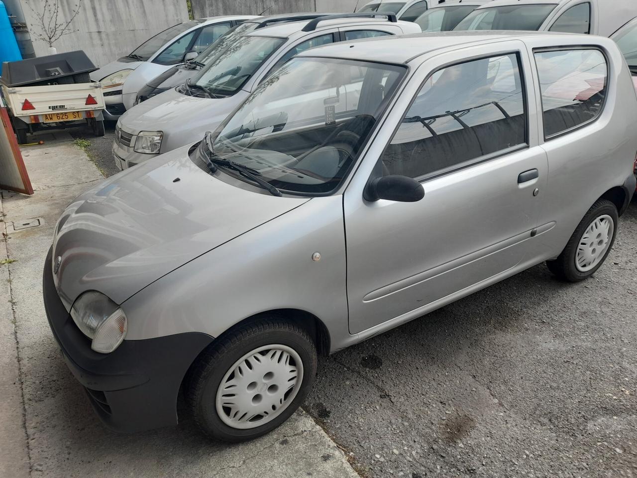 Fiat Seicento 1.1i cat Brush