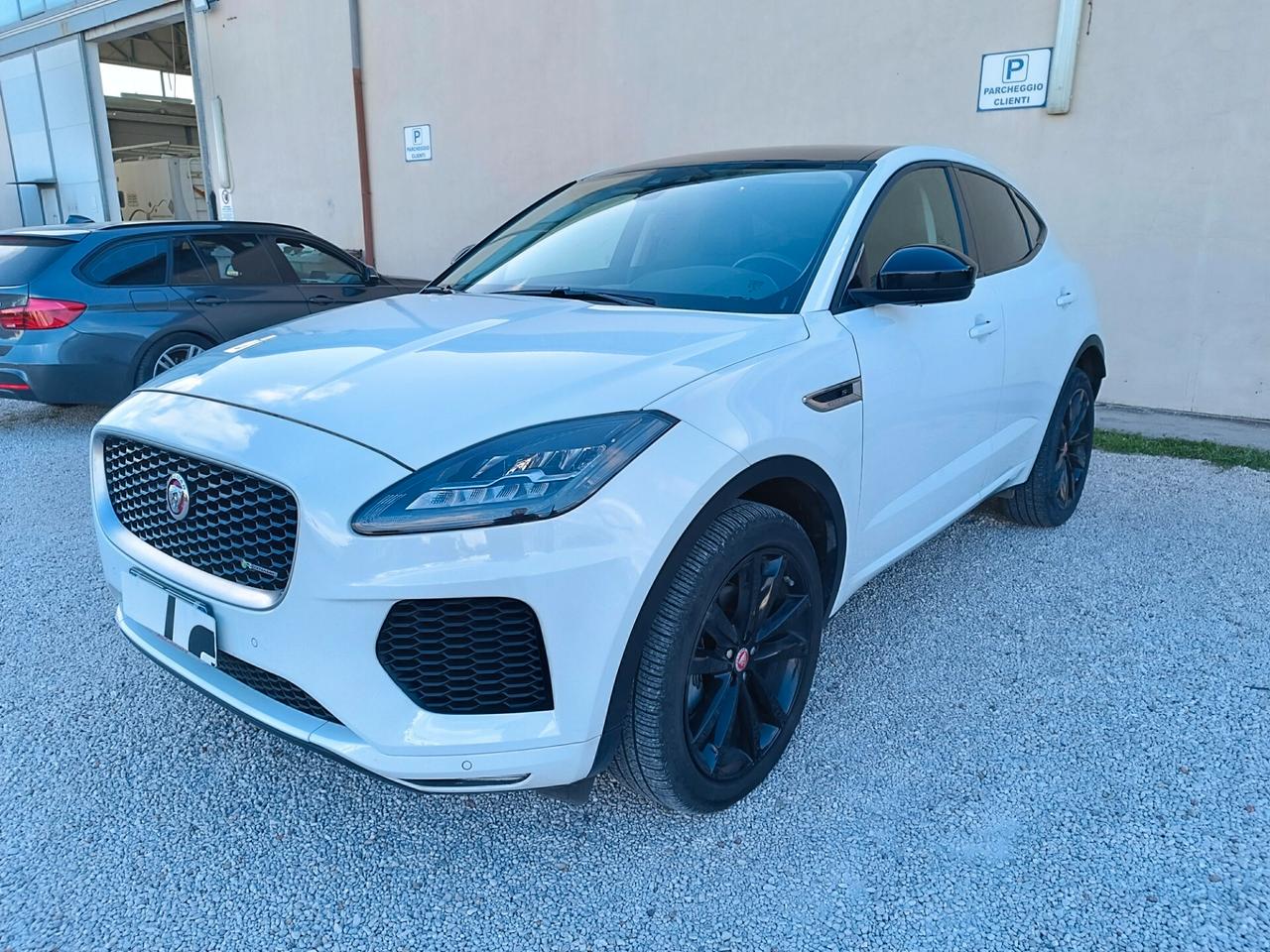 Jaguar E-Pace 2.0D 180 CV AWD aut. R-Dynamic SE GARANZIA 12 MESI