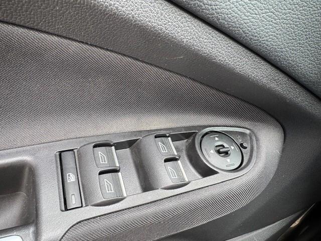 Ford C-Max 1.5 TDCi 120CV CARPLAY-NAVI-PDC-C.AUT.