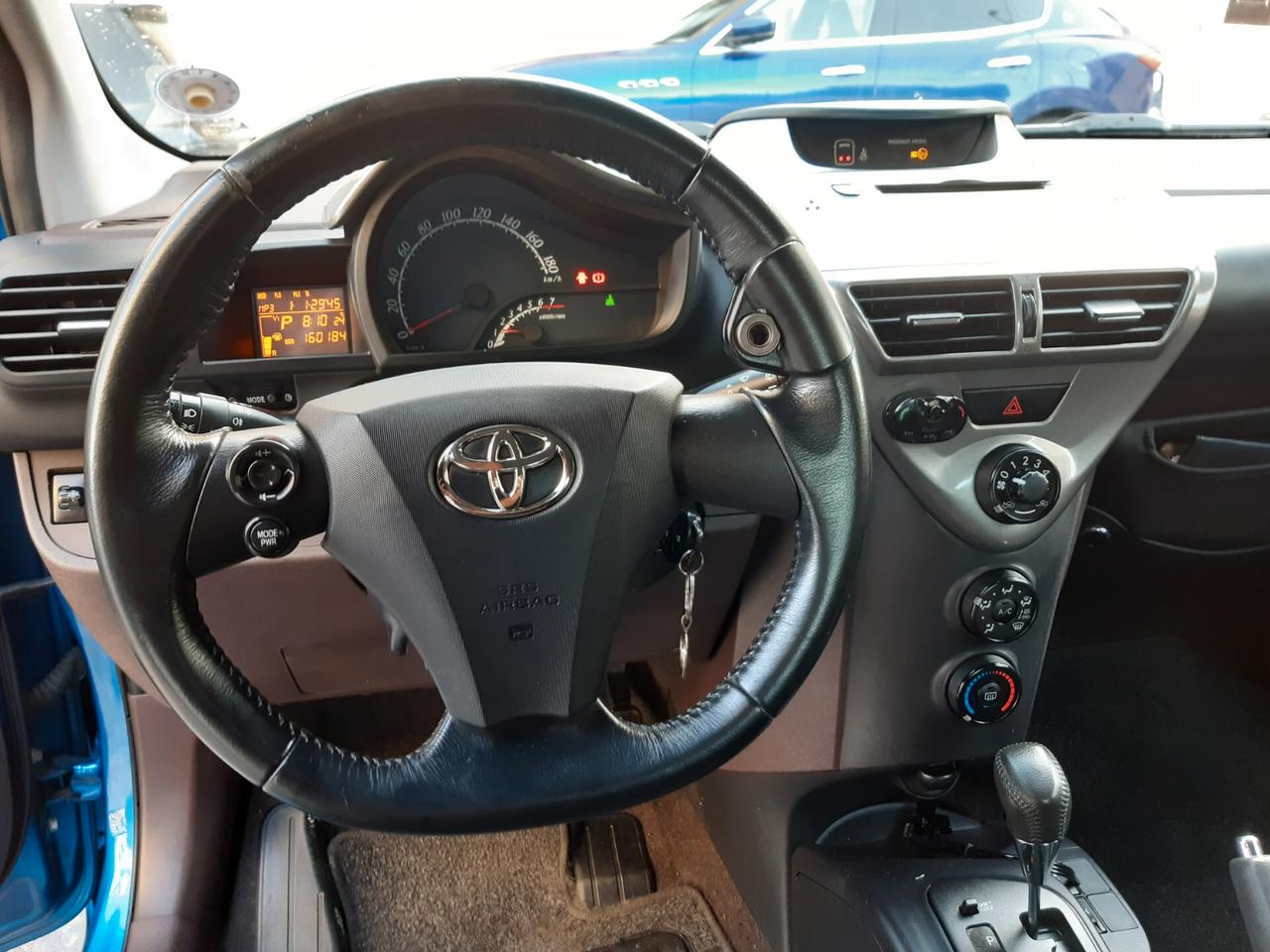 Toyota iQ 1.0 Multidrive