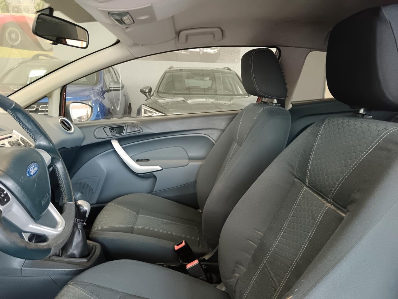 Ford Fiesta Benz/GPL Manuale