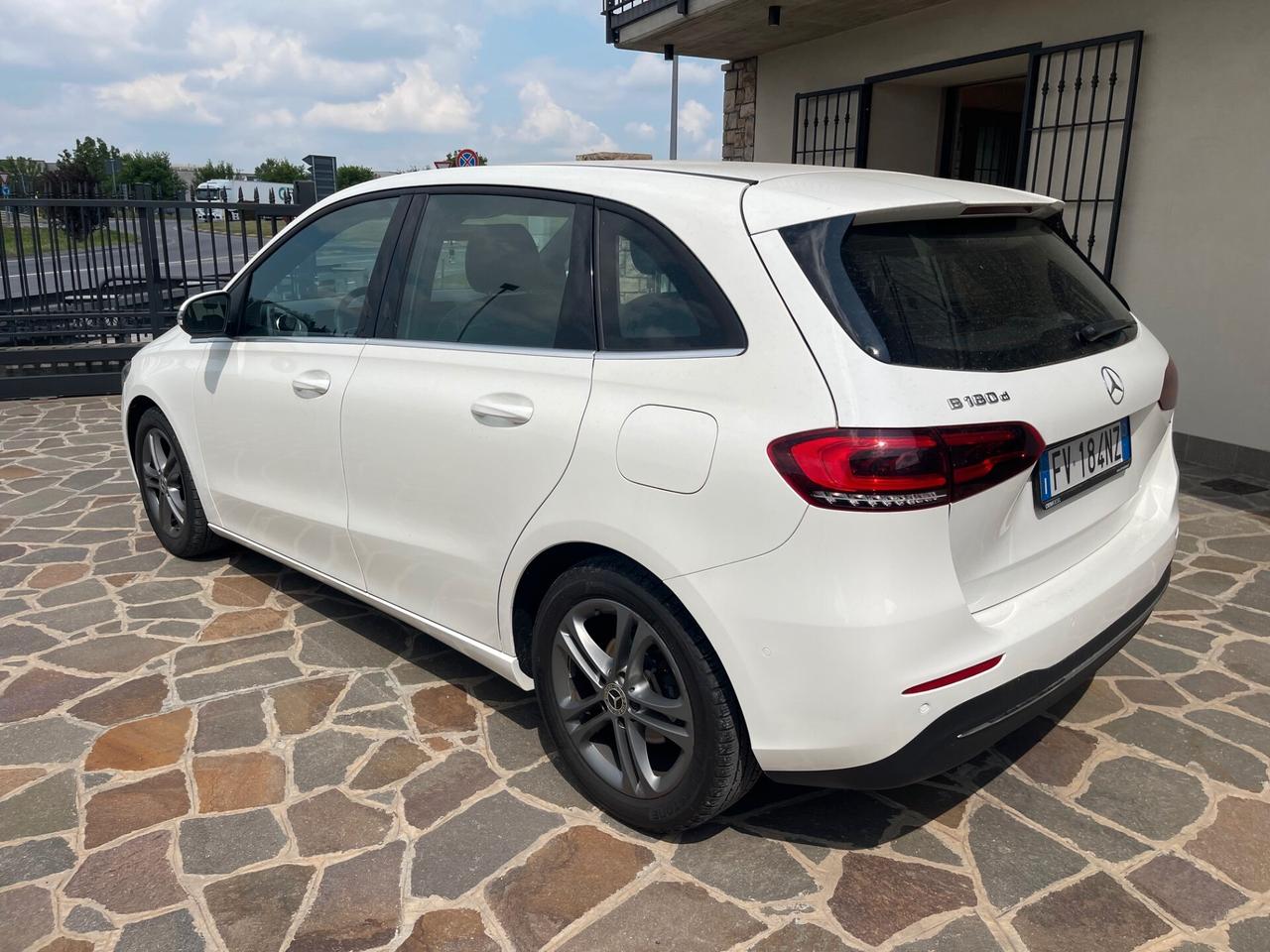 Mercedes-benz B 180 d Automatic Sport