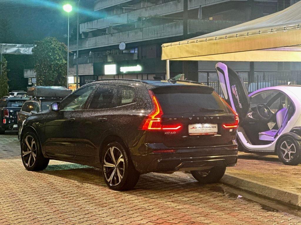 VOLVO XC60 T6 PLUG-IN AWD AUTO RECHARGE R-DESIGN F