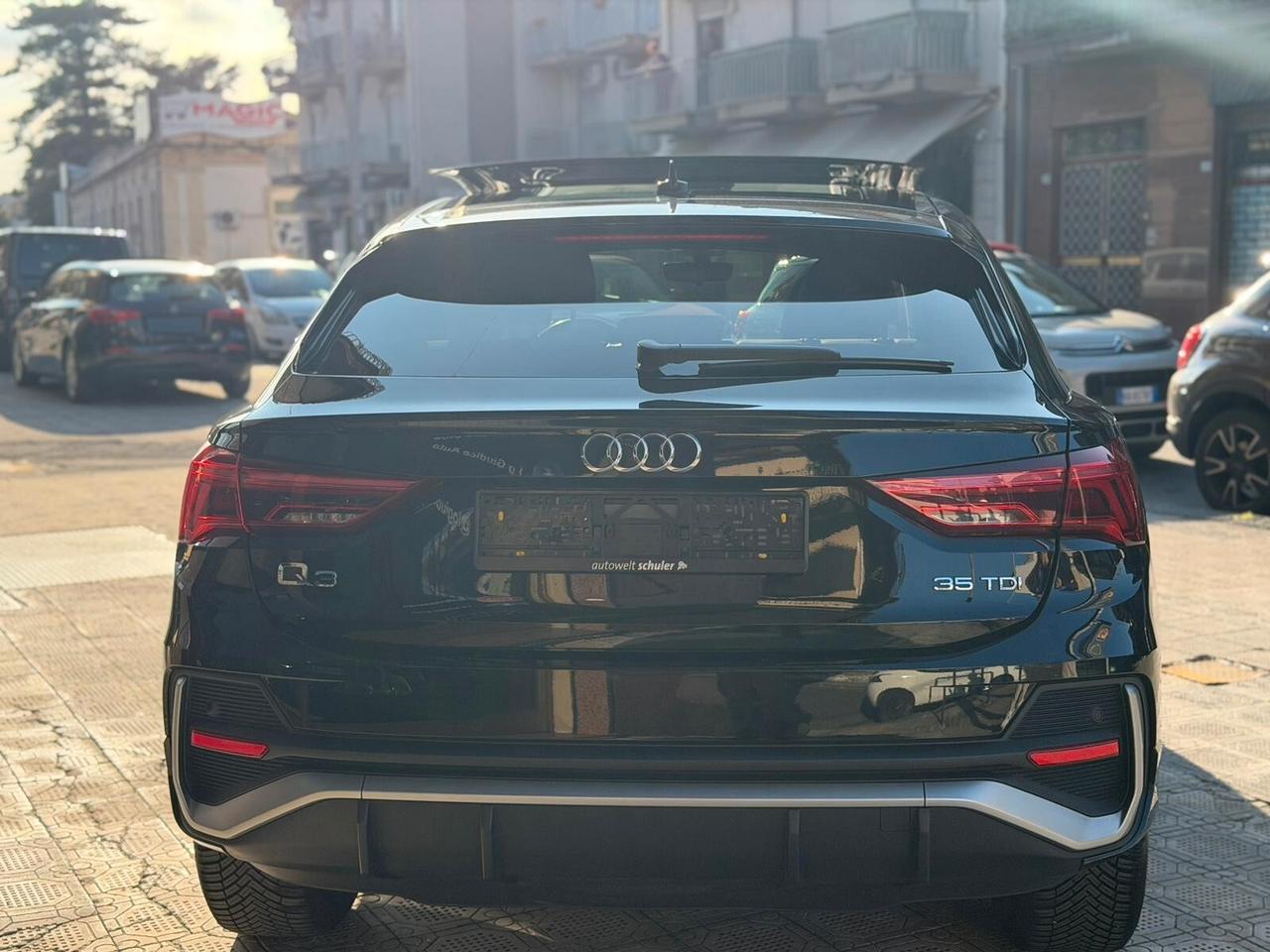 Audi Q3 SPORTBACK S-LINE