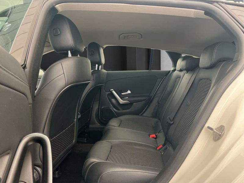 Mercedes-Benz CLA 180 d Automatic Sport