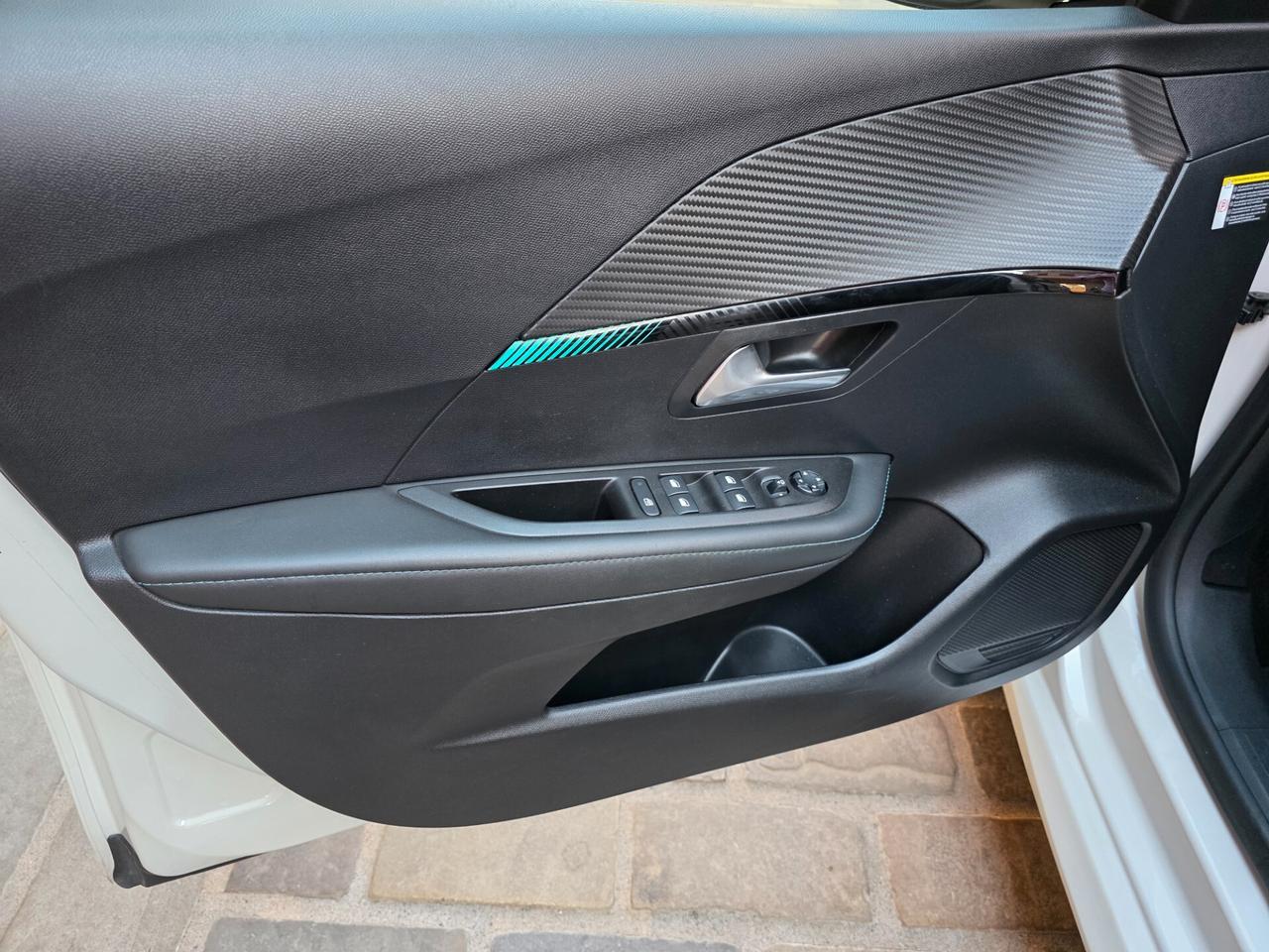 Peugeot 208 BlueHDi 100 Stop&Start 5 porte Allure Navi Pack