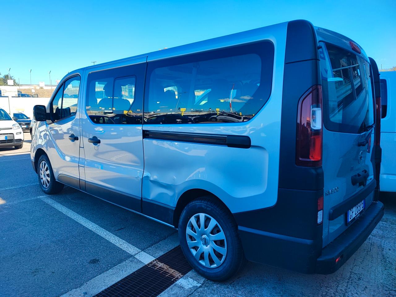 Nissan NV300 2.0 dCi 150CV PL-TN Bus