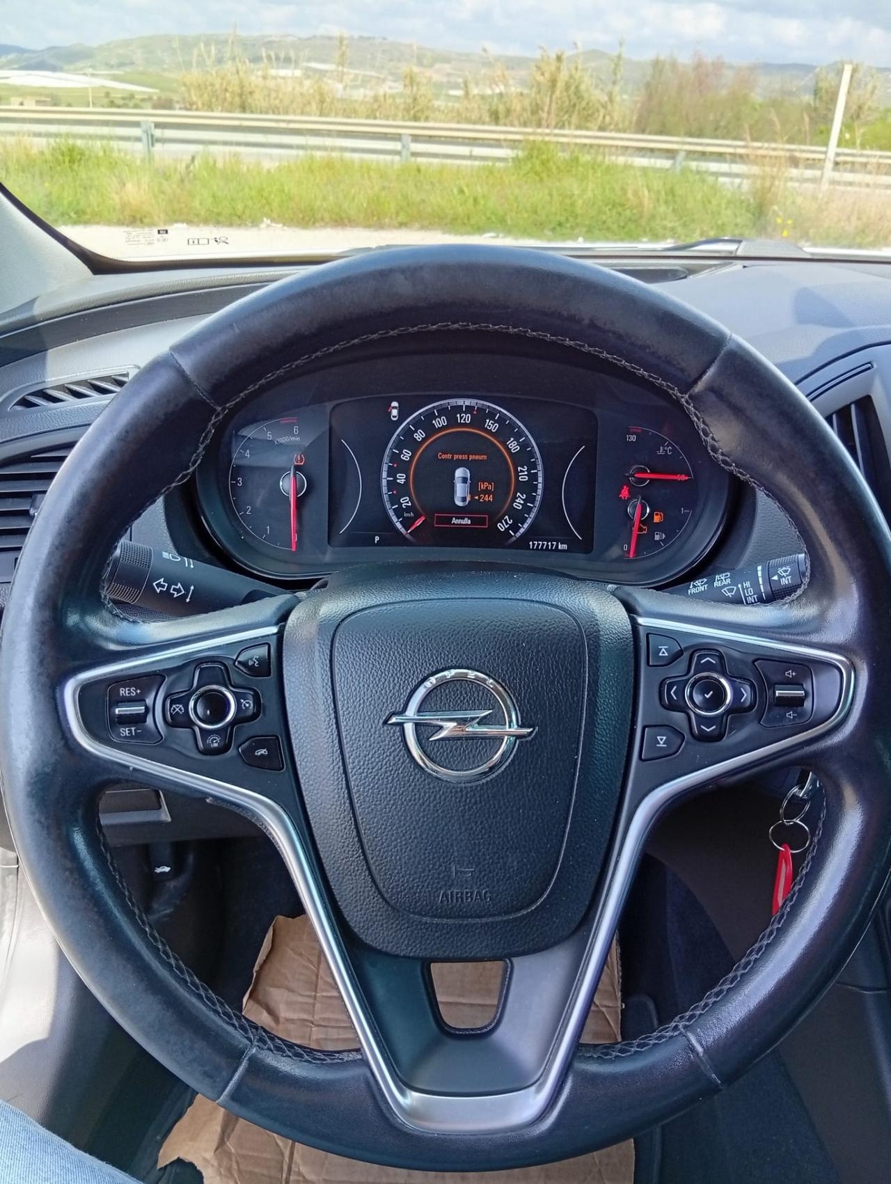 Opel Insignia 1.6 CDTI 136CV Start&Stop Sports Tourer Cosmo