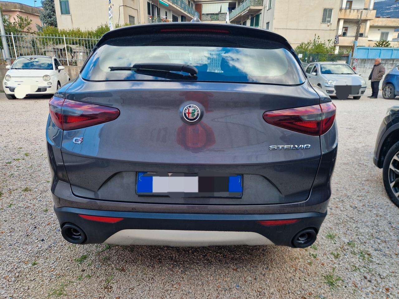 Alfa Romeo Stelvio 2.2 190 CV AT8 Q4 Executive
