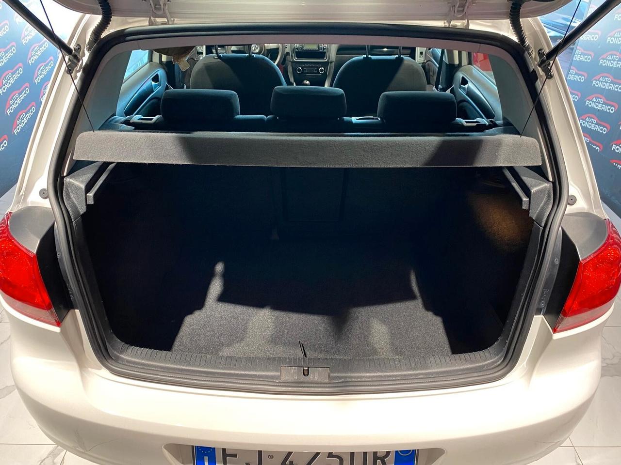 Volkswagen Golf 1.6 Diesel - 2011