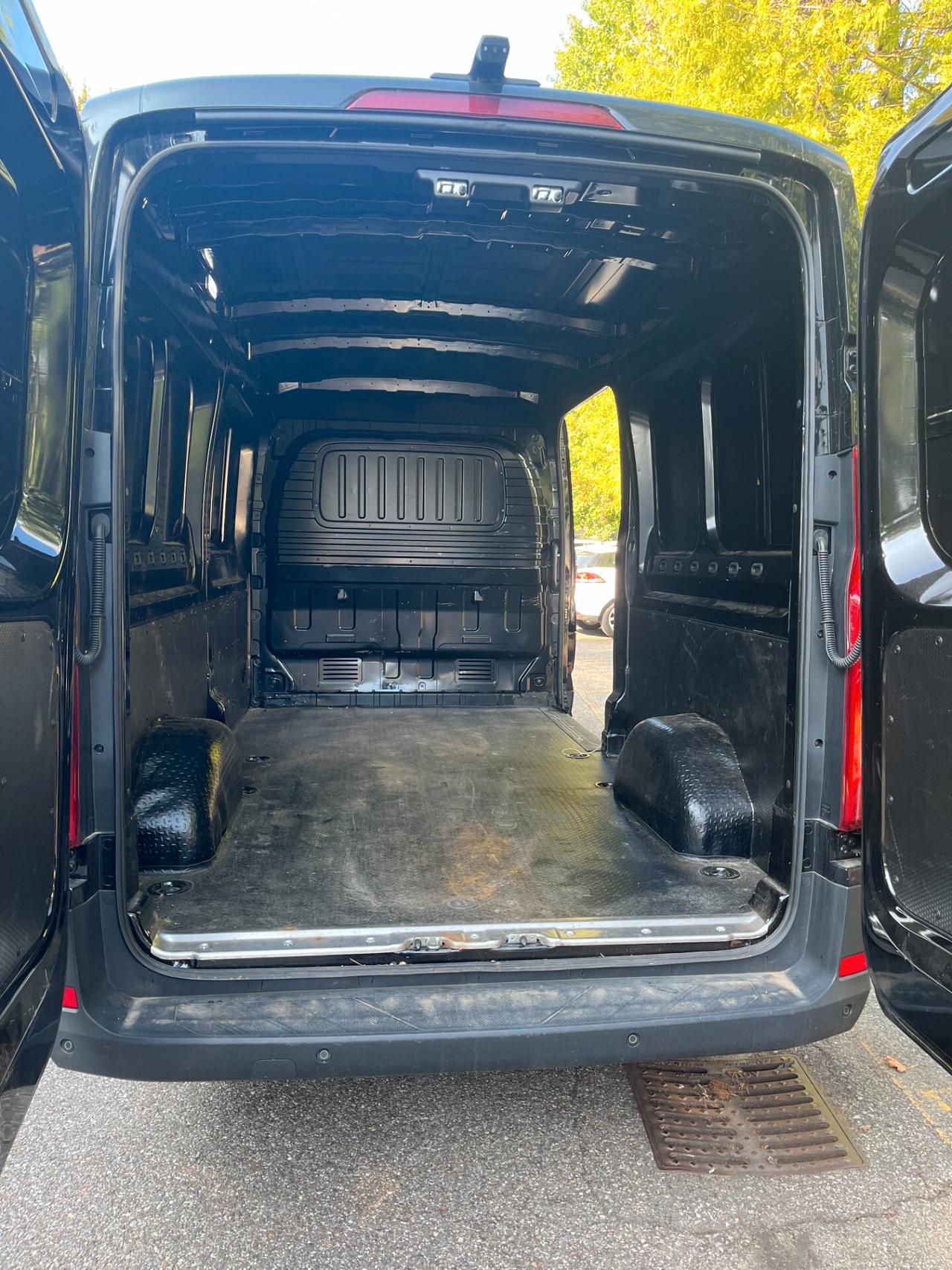 Maxus Deliver9 DELIVER 9 VAN L3H2 N1 (FWD) - Luxury Pack MY22