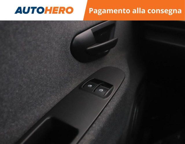 LANCIA Ypsilon 1.0 FireFly 5 porte S&S Hybrid Ecochic Silver