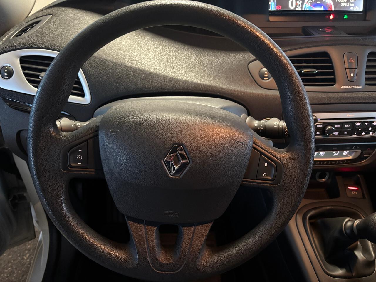 Renault Scenic XMod 1.5 dCi 110CV S&S Bose