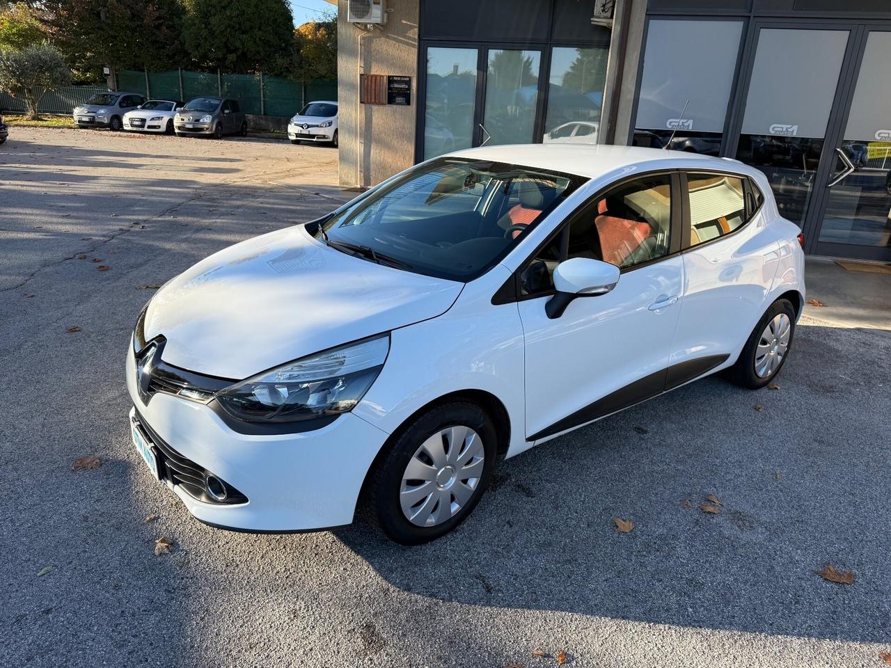 Renault Clio 1.2 75CV 5 porte - OK neopatentati