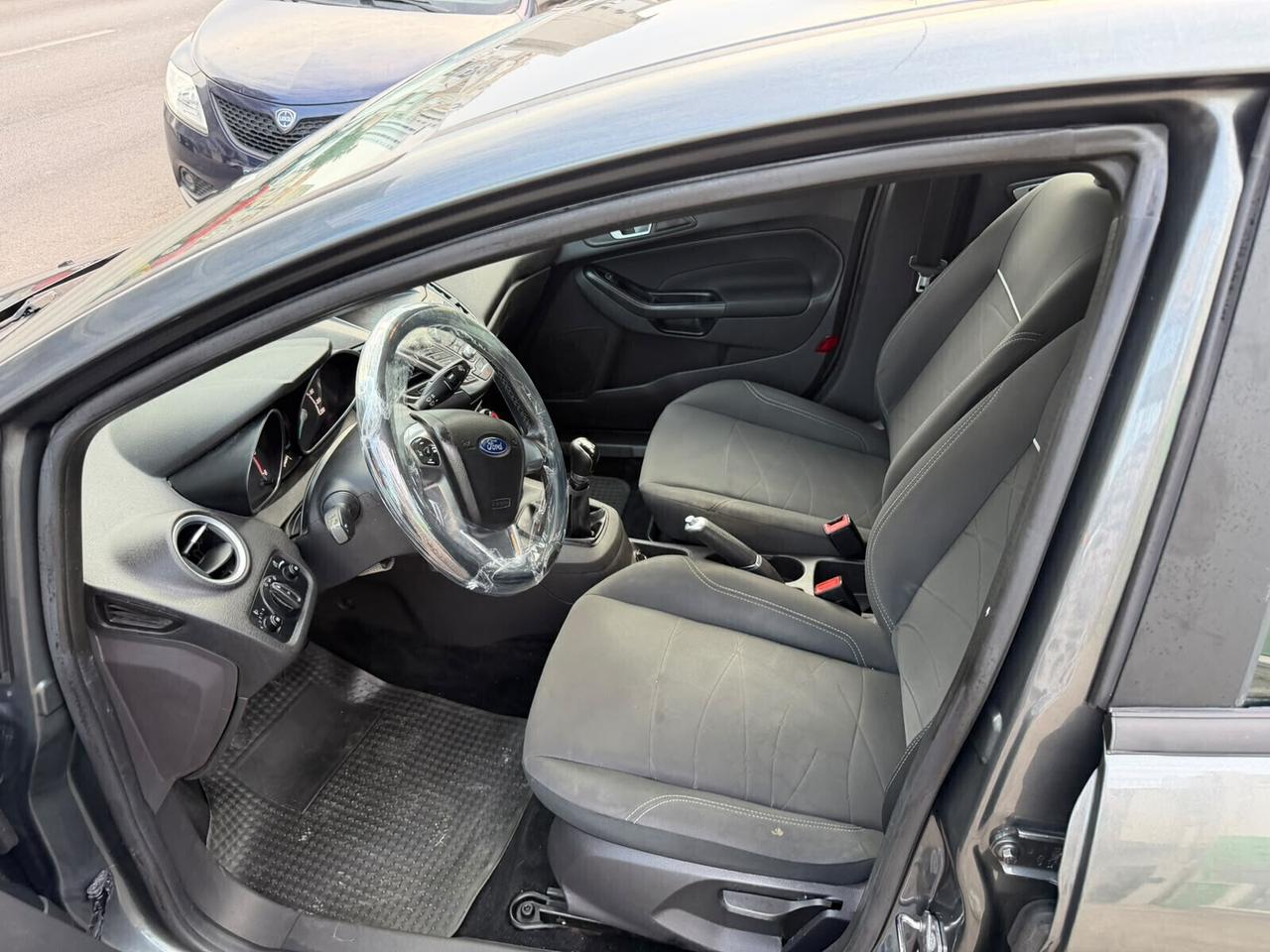Ford Fiesta 1.5 TDCi 75CV 5 porte Business